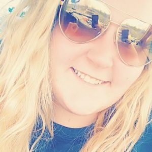 Meet your Posher, Kacy